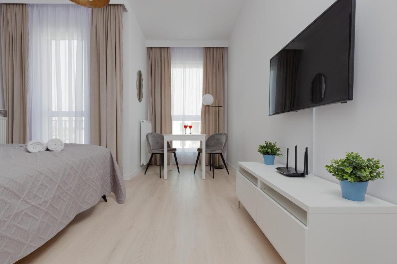 Golden Apartment Ursynow By Noclegi Renters Warsaw Exterior photo